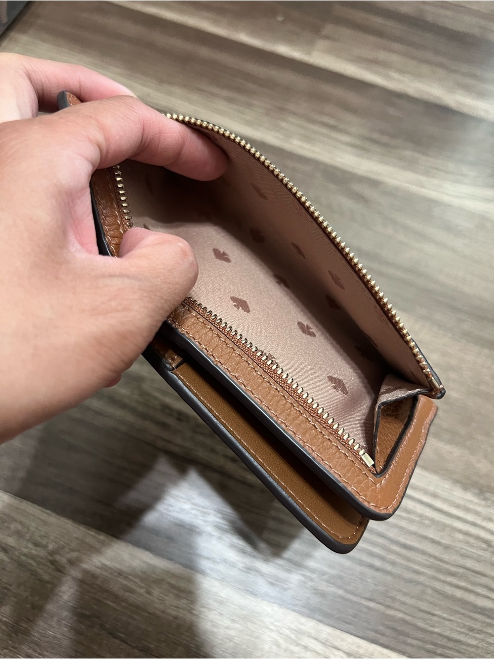 Kate Spade Brown bifold Pebbled leather wallet - Picture 3 of 5
